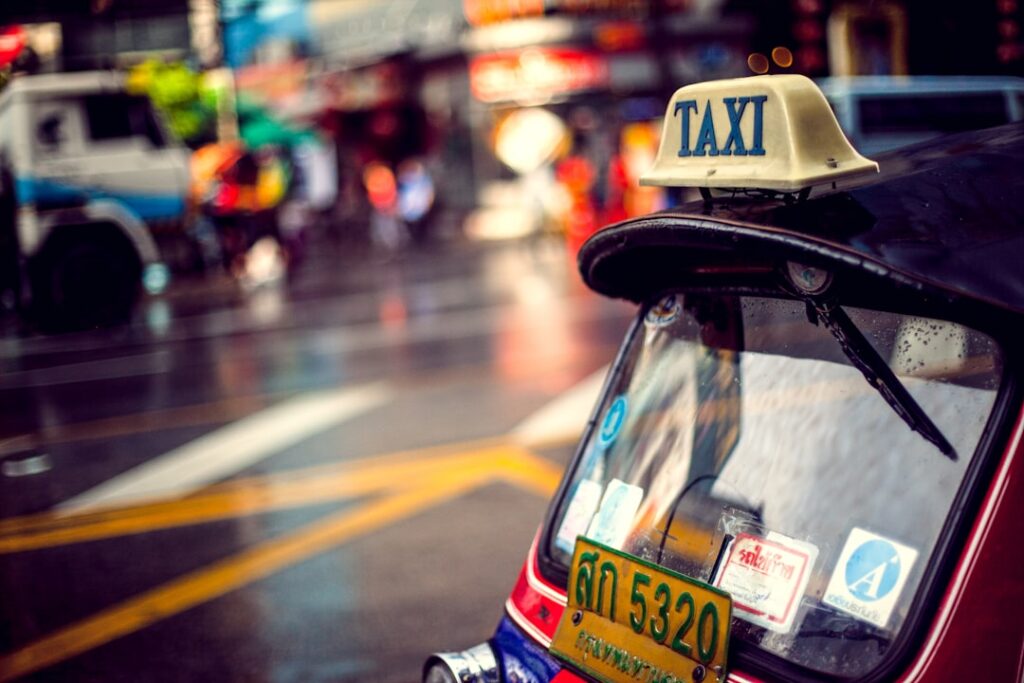 découvrez tout ce que vous devez savoir sur les prix des taxis. comparez les tarifs, trouvez les meilleures offres et apprenez comment estimer le coût de votre course en toute transparence.