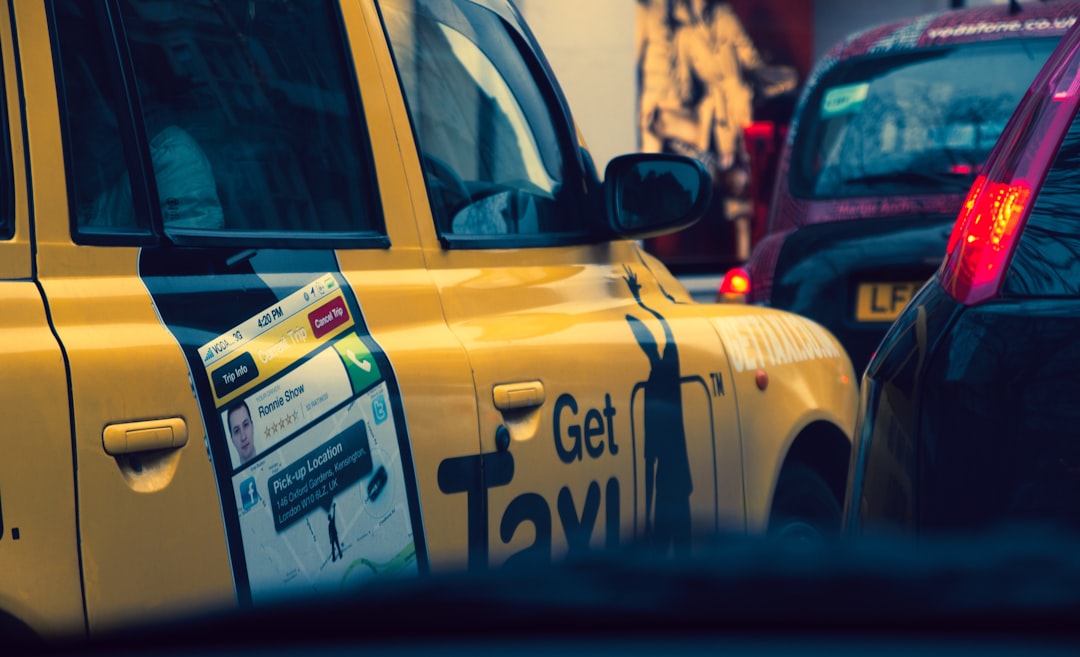 découvrez nos tarifs de taxi longue distance compétitifs et transparents pour vos trajets interurbains en toute sérénité.
