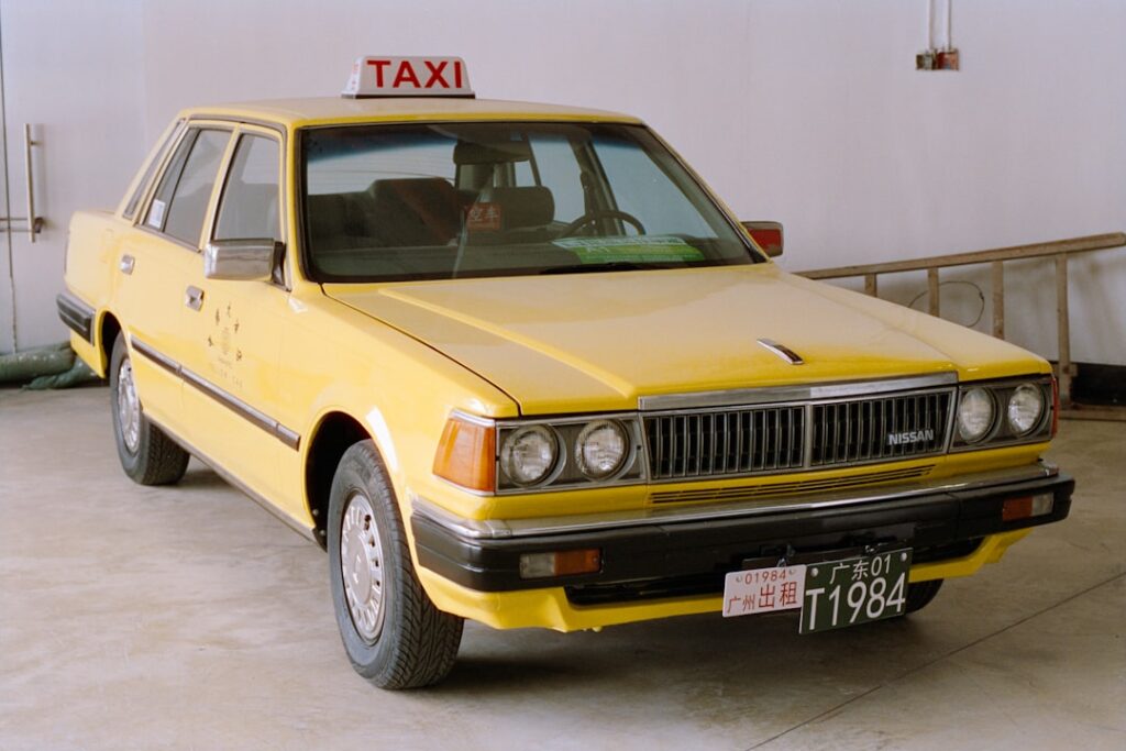 découvrez nos tarifs de taxi longue distance compétitifs et transparents pour vos déplacements confortables et économiques.